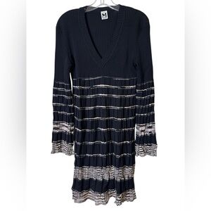 Black Missoni dress, Vneck line, light pink detailing